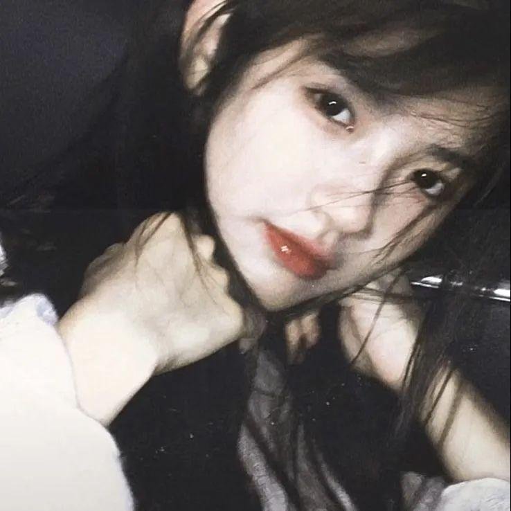千钧。一发